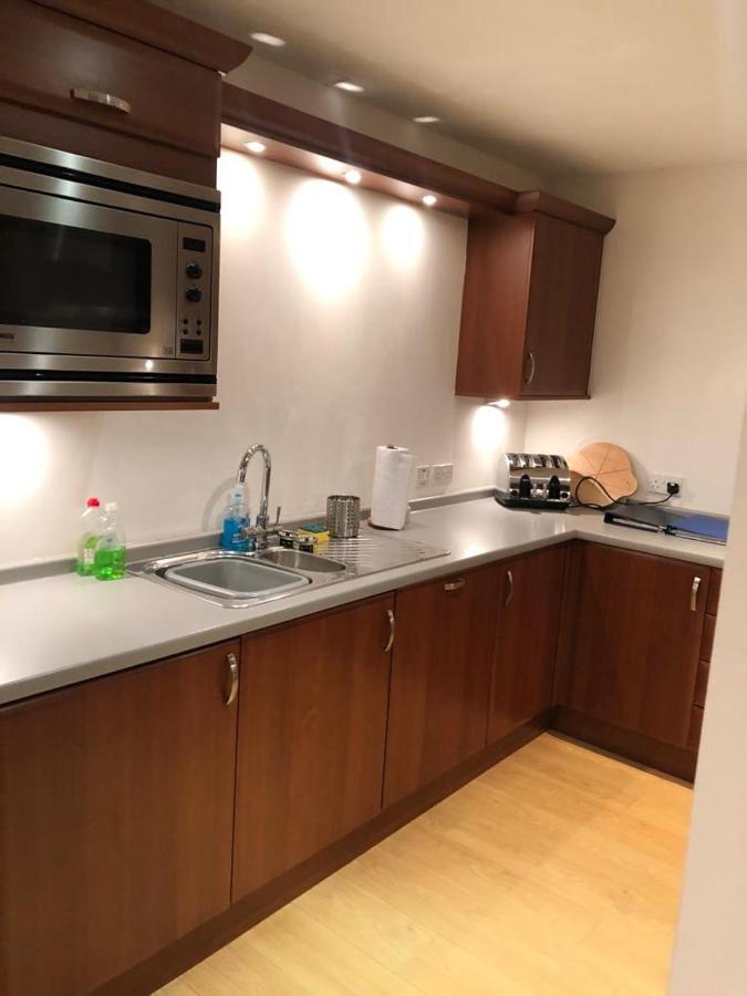 Comfy Two Bedroom Apartment Right In The City Centre Glasgow Kültér fotó