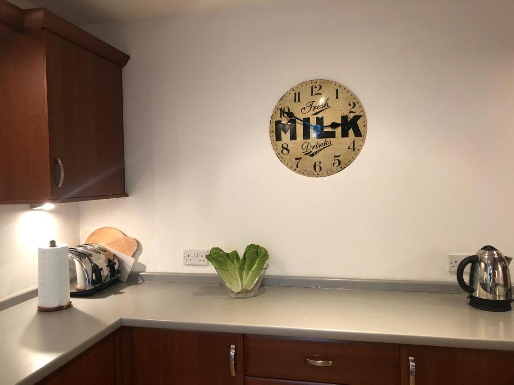 Comfy Two Bedroom Apartment Right In The City Centre Glasgow Kültér fotó