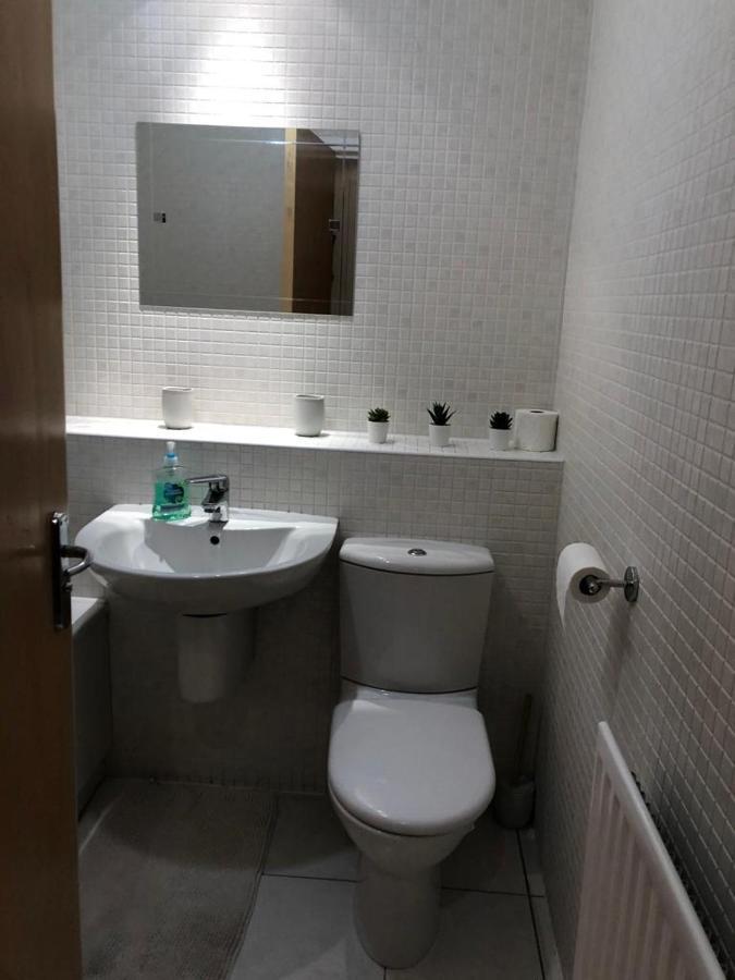 Comfy Two Bedroom Apartment Right In The City Centre Glasgow Kültér fotó