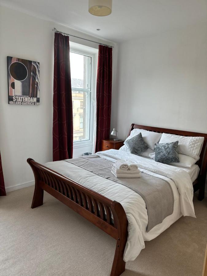 Comfy Two Bedroom Apartment Right In The City Centre Glasgow Kültér fotó